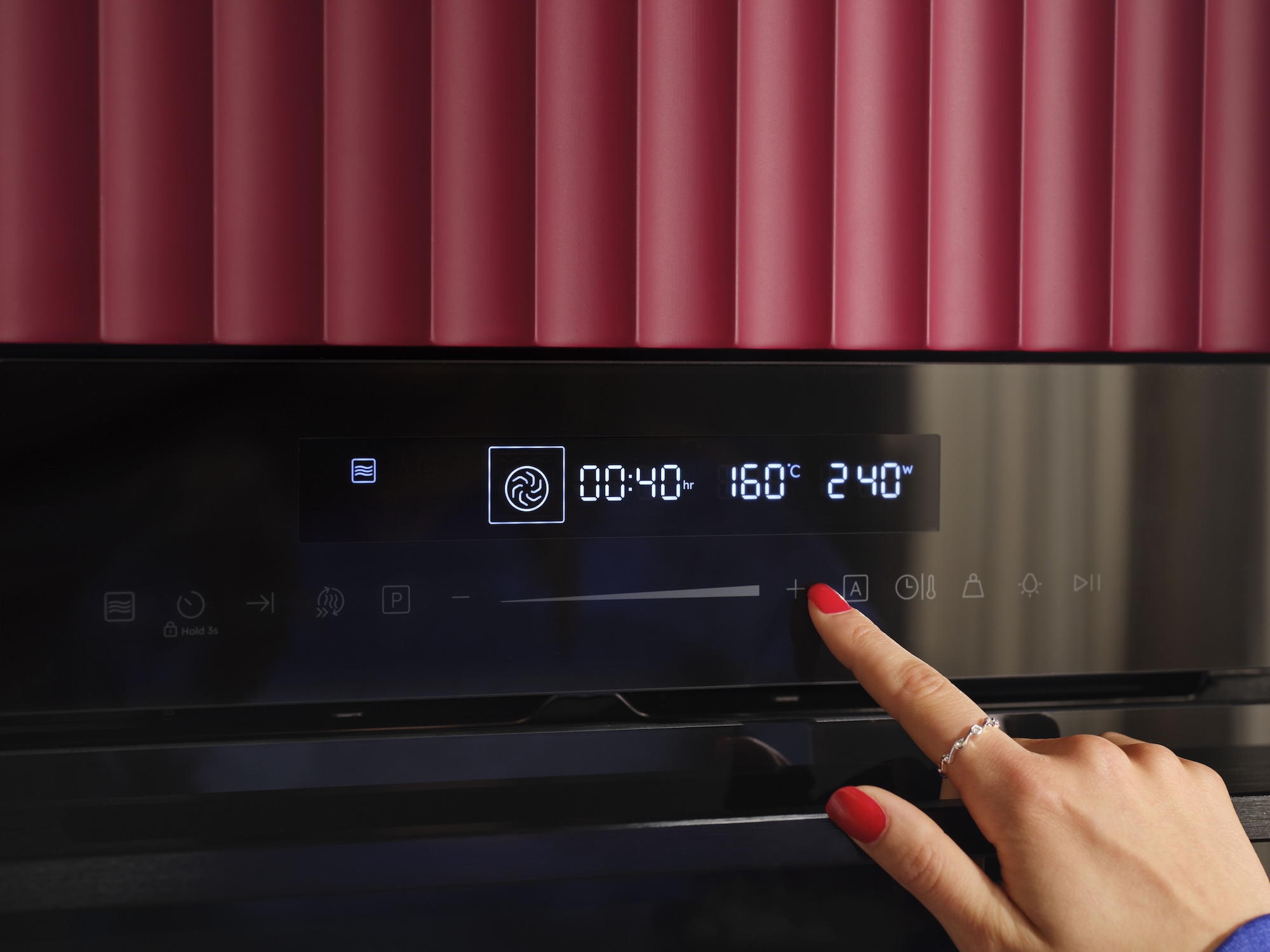 FotoDe AEG oven die meebeweegt met jouw dag